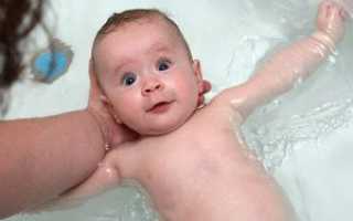 Можно ли мыть ребенка при конъюнктивите